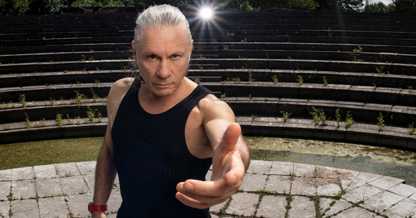 Bruce Dickinson recuerda el “extraño” ambiente de su audición para Iron Maiden: “Esto va a ser duro”