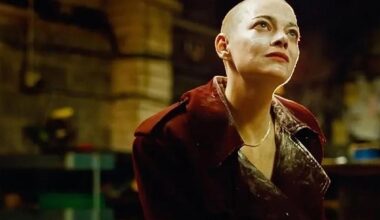 'Bugonia': cómo inquietar al espectador sin explotar grandes medios