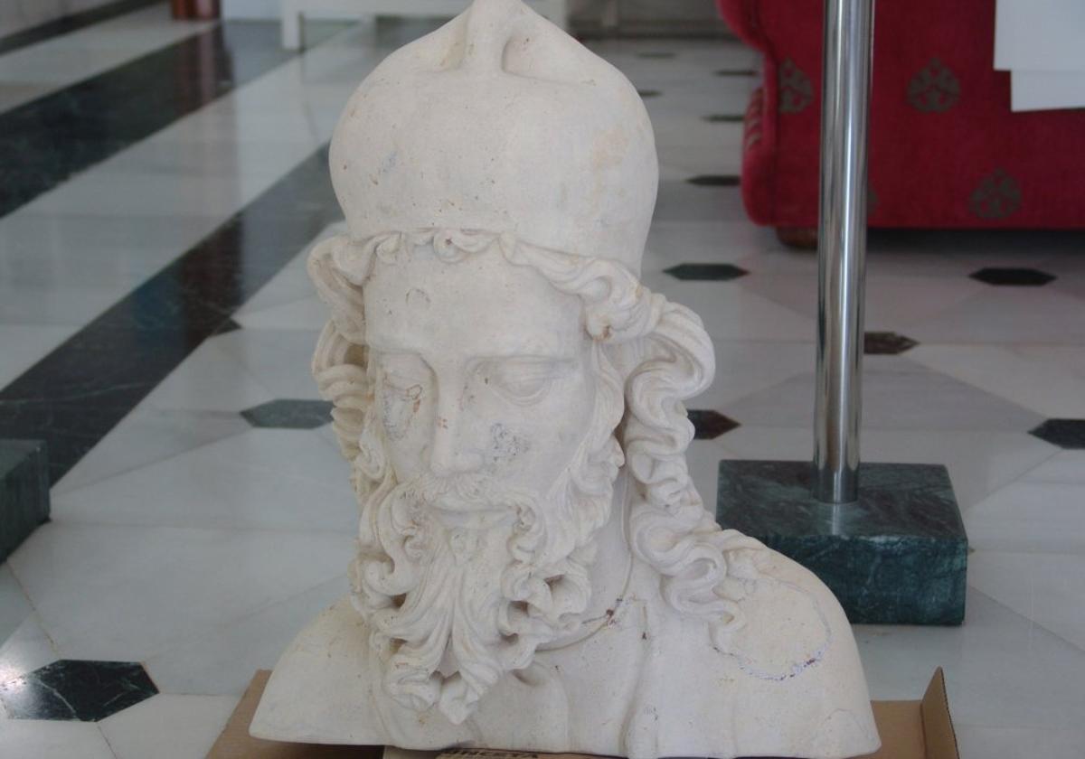 Simeón y Juan, el conejillo de indias para las nuevas esculturas