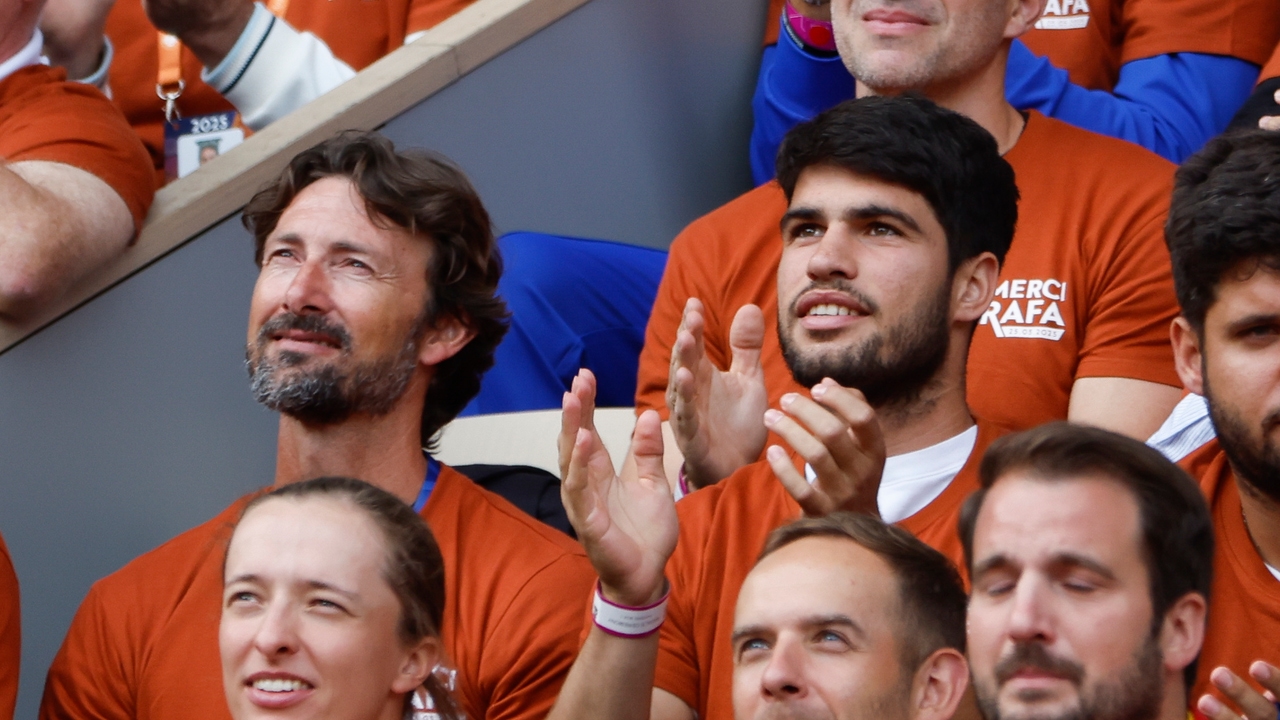 El emotivo recuerdo de Carlos Alcaraz sobre el homenaje a Rafa Nadal en Roland Garros