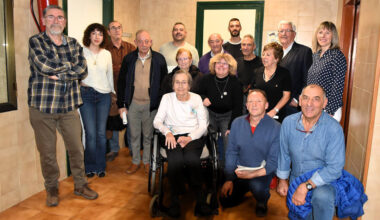 Los protagonistas del documental junto con los realizadores y miembros del CELA / Tomás Montero
