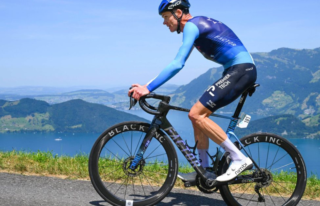 Chris Froome regresa por enésima vez, pero ya tiene 40 años y está sin equipo ¿por qué no se retira?