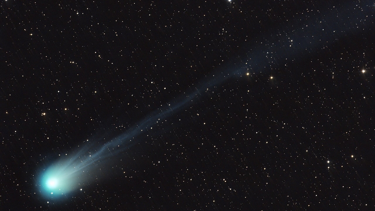 El cometa 12P/Pons-Brooks emite señales de radio extrañas y lleva agua como la de la Tierra