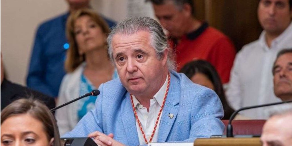 Un concejal de Albacete pide la dimisión de Pedro Sánchez y que sea declarado persona 'non grata' en la ciudad