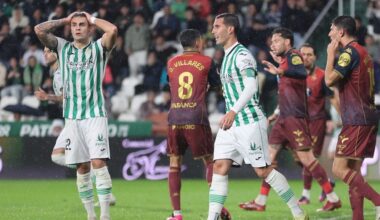 Las notas de los jugadores del Córdoba CF tras la derrota ante el Deportivo