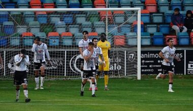 El Salamanca UDS perdona y paga muy caro una desconexión de cinco minutos ante el Ávila (1-3)
