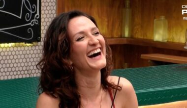 Un popular artista anónimo consigue que a su cita le «explote la cabeza» por cómo se presenta a 'First Dates'