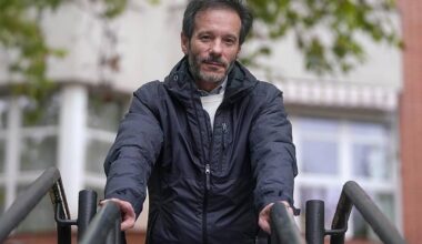 El culpable de que salgamos de 'Los domingos' tarareando la música