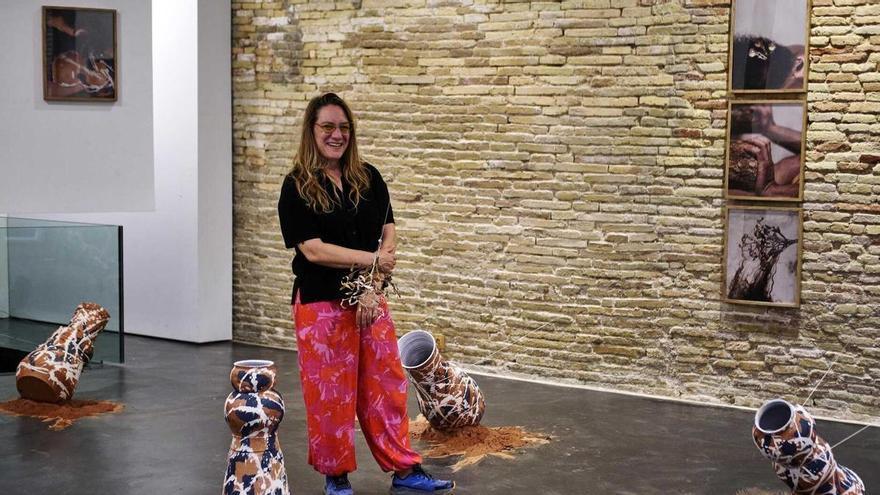 Miriam Isasi despliega ‘Destilar un bosque, rodar agallas’ en Laudio