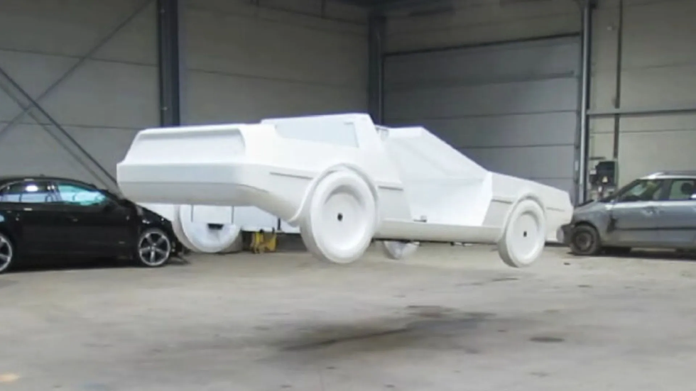 delorean volador brian brocken