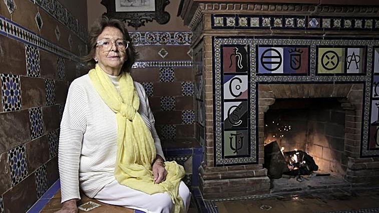 Dolores Sánchez Mejías, en el llamado salón de los moros