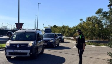 La falta de Policía Local condiciona las salidas de la Cartuja tras el partido del Betis