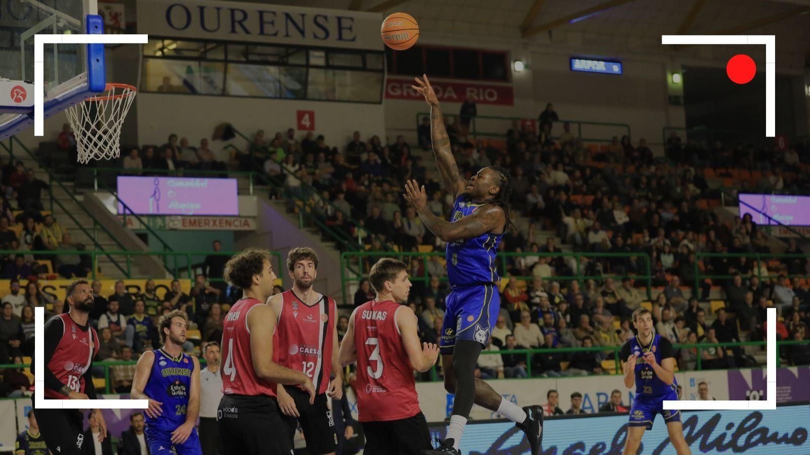 Okanu lanza a canasta. Okanu lanza a canasta.