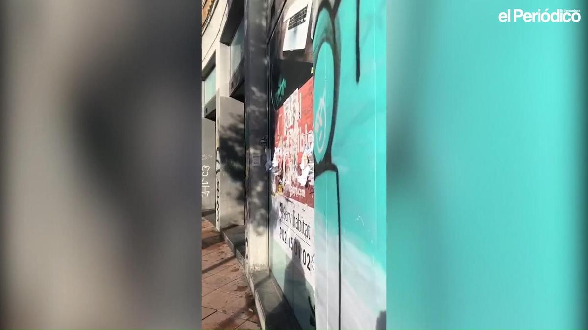 Los grafitis inundan las paredes de Cáceres