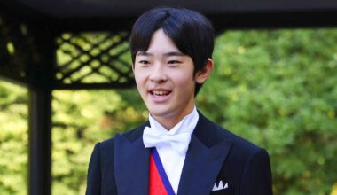 el debut de Hisahito de Japón una semana después del primer viaje oficial de Aiko