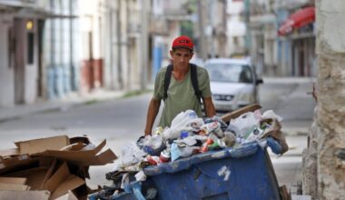 «Se está enterrando gente de noche, como en la pandemia»