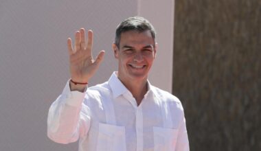 Hasta Pedro Sánchez se rinde al fenómeno