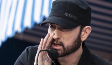 Eminem inicia acciones legales contra una marca de productos de playa por similitudes con su nombre