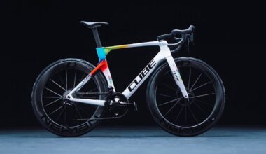 El Team TotalEnergies correrá a partir de 2026 con bicicl...