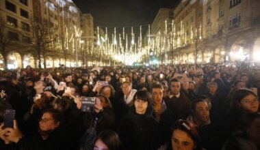 Así hemos contado el encendido de las luces de Navidad 2025 en Zaragoza