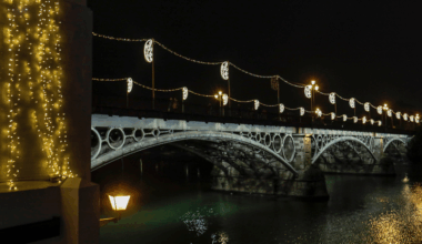 a qué hora se encienden, dónde están las calles iluminadas y árboles