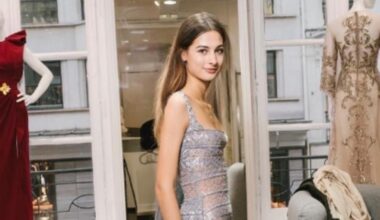 Eulalia de Orleans-Borbón y Almudena Dailly de Orleans hacen brillar sus tiaras en el Baile de Debutantes