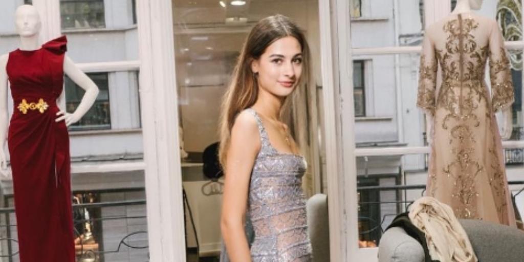 Eulalia de Orleans-Borbón y Almudena Dailly de Orleans hacen brillar sus tiaras en el Baile de Debutantes