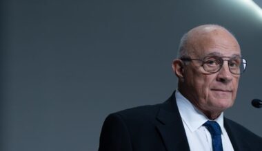 Oliu retoma el camino en solitario de un Sabadell sin 'núcleo duro'