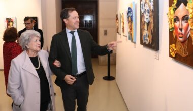 María Sánchez-Biezma expone retratos en San Marcos a sus 90 años: «Nadie me enseñó a pintar» - ABC