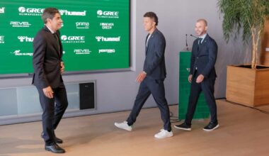 Manu Fajardo presume de plantilla e ideario: "Somos una familia; disfrutamos y sufrimos juntos, nos miramos todos los días a la cara"