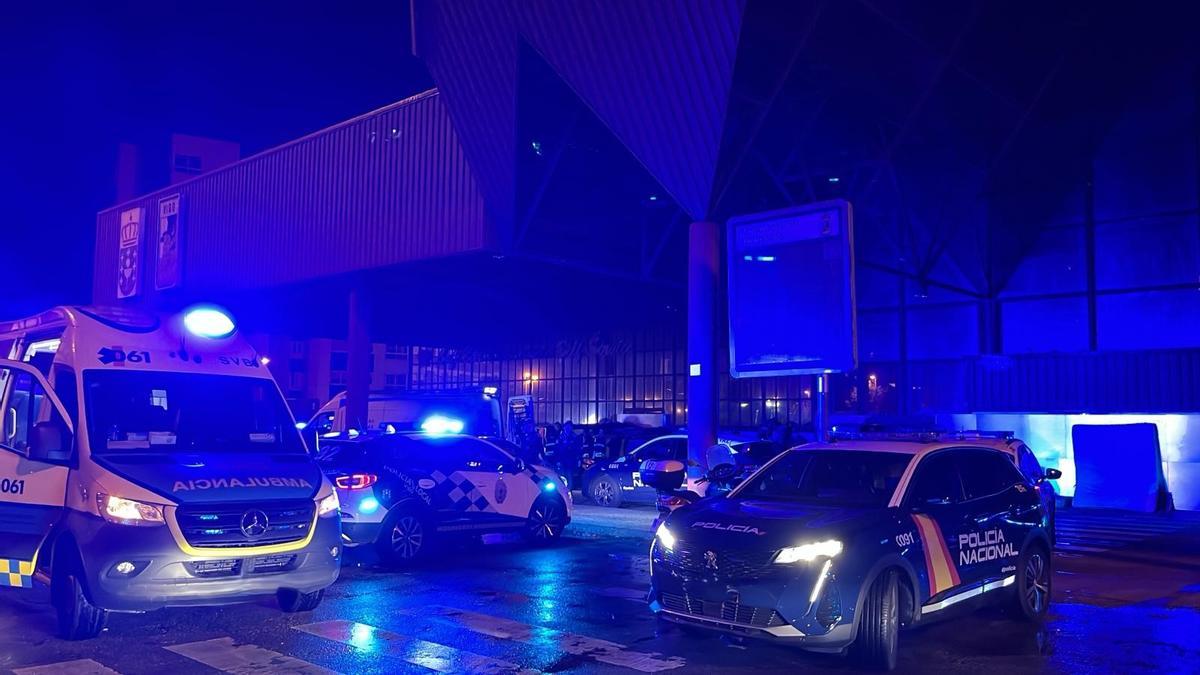Despliegue policial este jueves en el entorno de la antigua estación de autobuses, tras los hechos.