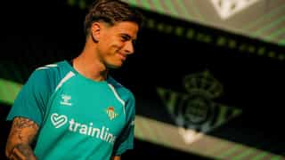 Valentín Gómez analiza su condición de comodín del Betis y opina sobre su misteriosa lesión: "Nunca sabré qué pasó"