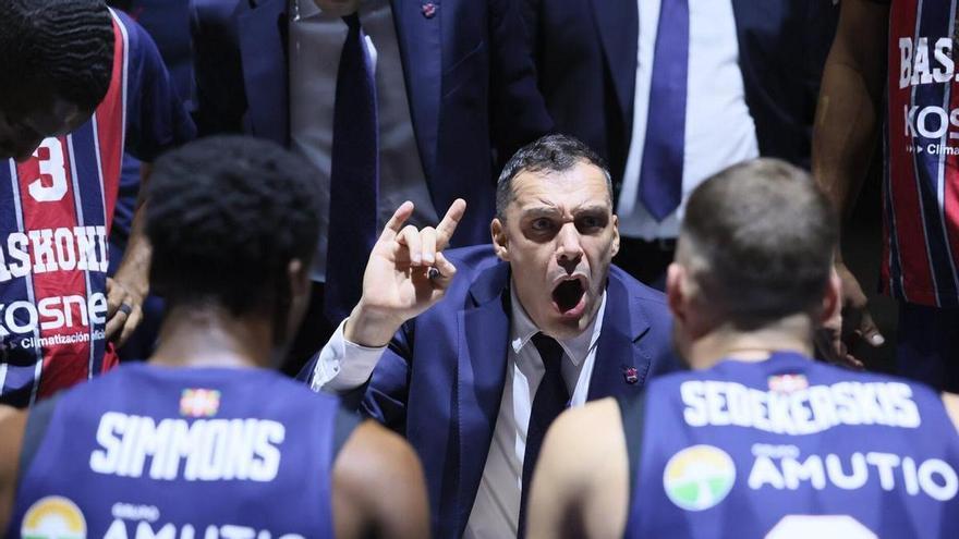 Paolo Galbiati espera contar con Trent Forrest después del parón