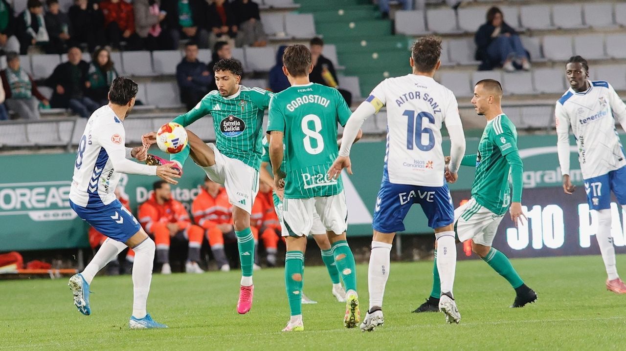 El Racing y el triángulo de la discordia en la medular - La Voz de Galicia