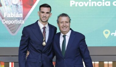 Javier Fernández, presidente de la Diputación de Sevilla, le manda un mensaje a Fajardo sobre Fabián: «Lo he fichado yo»