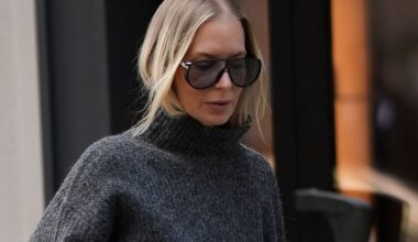 La falda más original para Navidad es esta de flecos de Zara que puedes llevar con jersey para ir elegante y calentita