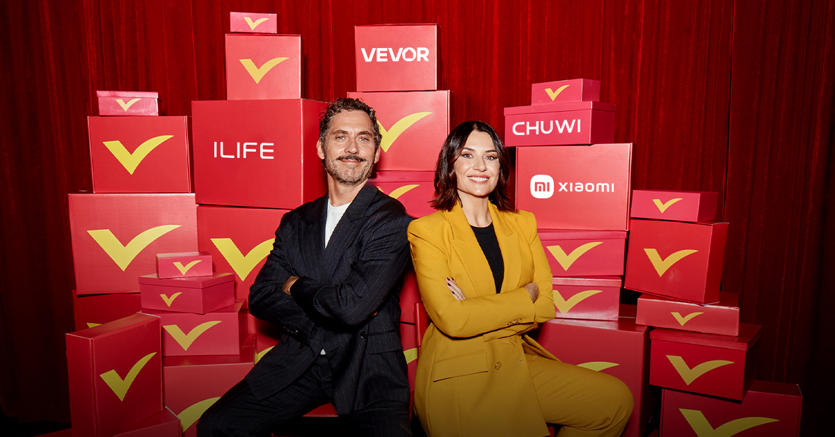 Paco León y Miren Ibarguren celebran el 11.11 con Aliexpress