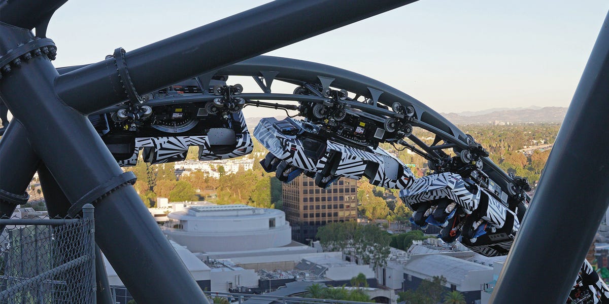 Fast & Furious tiene ya su propia montaña rusa en este parque de Universal Studios: Y por supuesto, derrapa