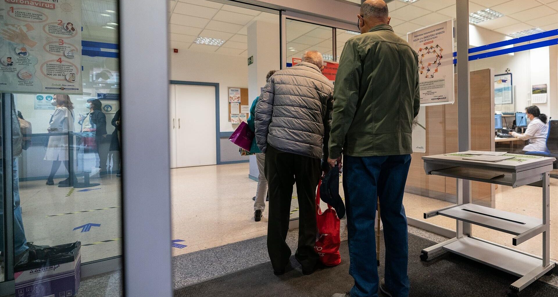 Osakidetza vacuna ya a más de 417.000 personas contra la gripe