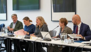 El Gobierno ofrece una subida salarial del 10% para los funcionarios entre 2025 y 2028