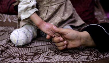 Save the Children alerta de la muerte de niños "a una escala nunca vista" por armas explosivas en la guerra