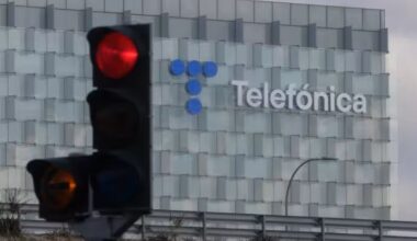 Fachada de la sede de Telefónica, en Madrid. Eduardo Parra/Europa Press.