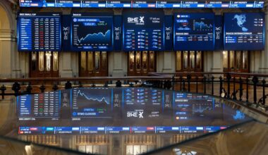 El Ibex 35 se acerca a los 16.000 puntos tras avanzar un 0,9% impulsado por Wall Street