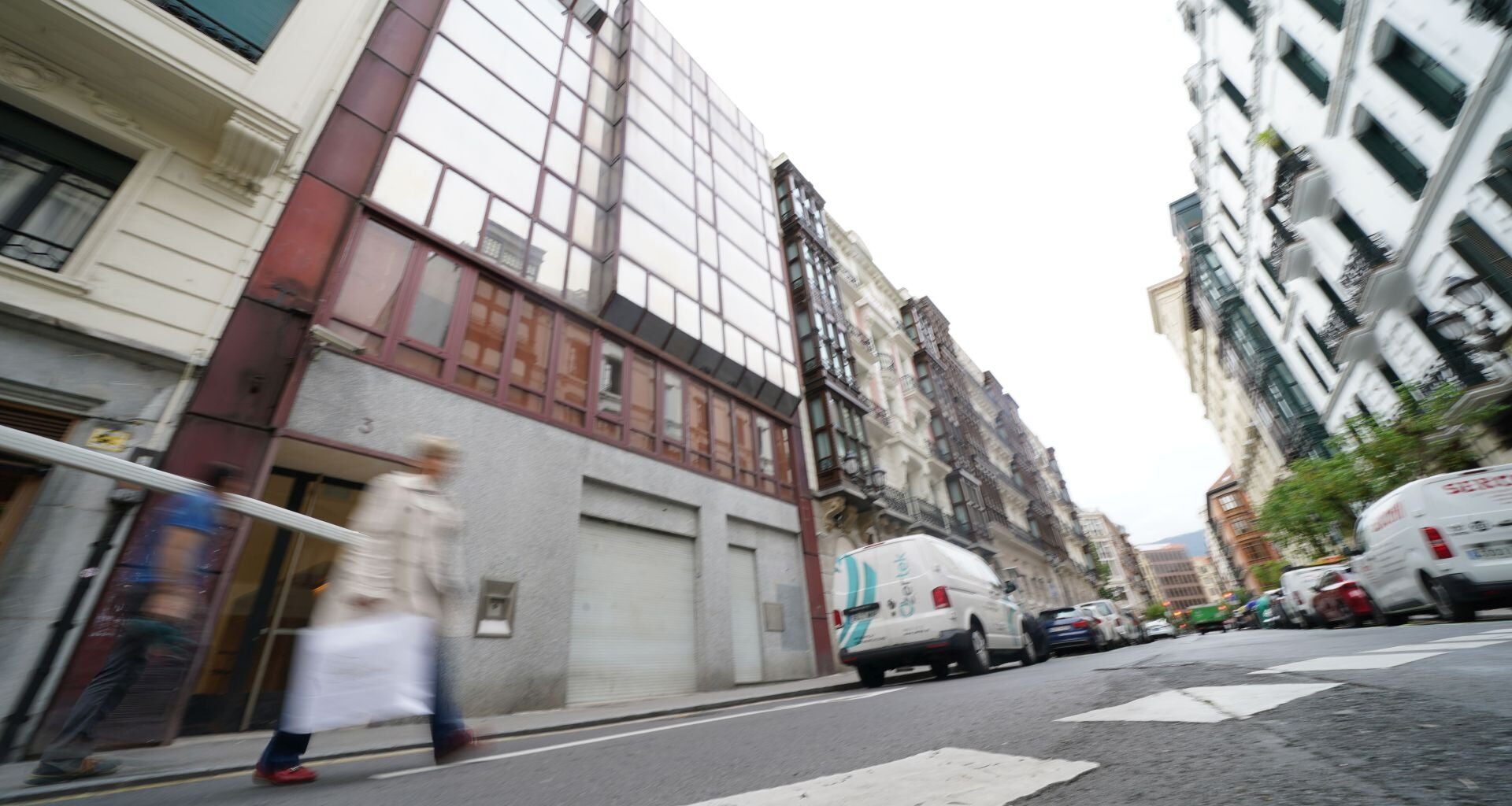 Cruzada para salvar el edificio que Kutxabank quiere derribar en el centro de Bilbao