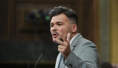 Gabriel Rufián es tajante con aquellos que dicen que el bloqueo de Junts no afectará a Cataluña o los catalanes
