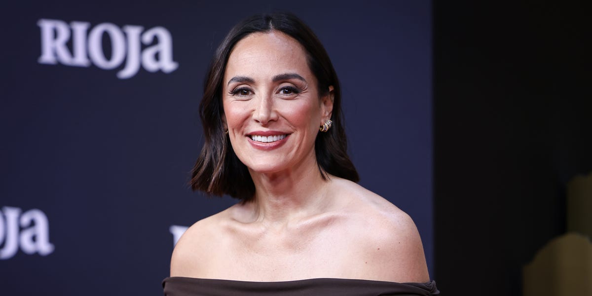 Tamara Falcó, más elegante que nunca con el vestido marrón chocolate que amarán las invitadas de otoño mejor vestidas