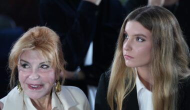 La baronesa Carmen Thyssen y su hija Carmen (19), mecenas del talento artístico en Barcelona
