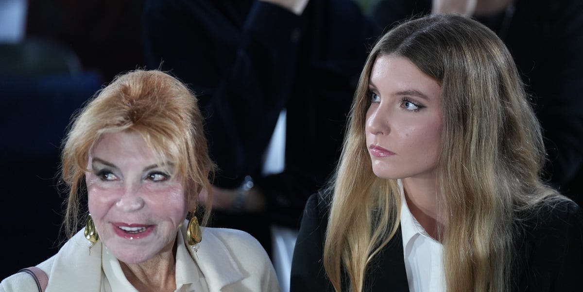 La baronesa Carmen Thyssen y su hija Carmen (19), mecenas del talento artístico en Barcelona
