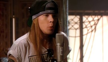 Guns N' Roses en el video de "Patience"