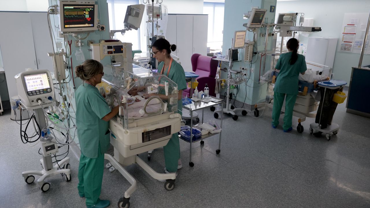 Radiografía de los nacimientos en España en los últimos 50 años: «Ya no tenemos guardias de 25 partos como las de hace 20 años» - La Voz de Galicia